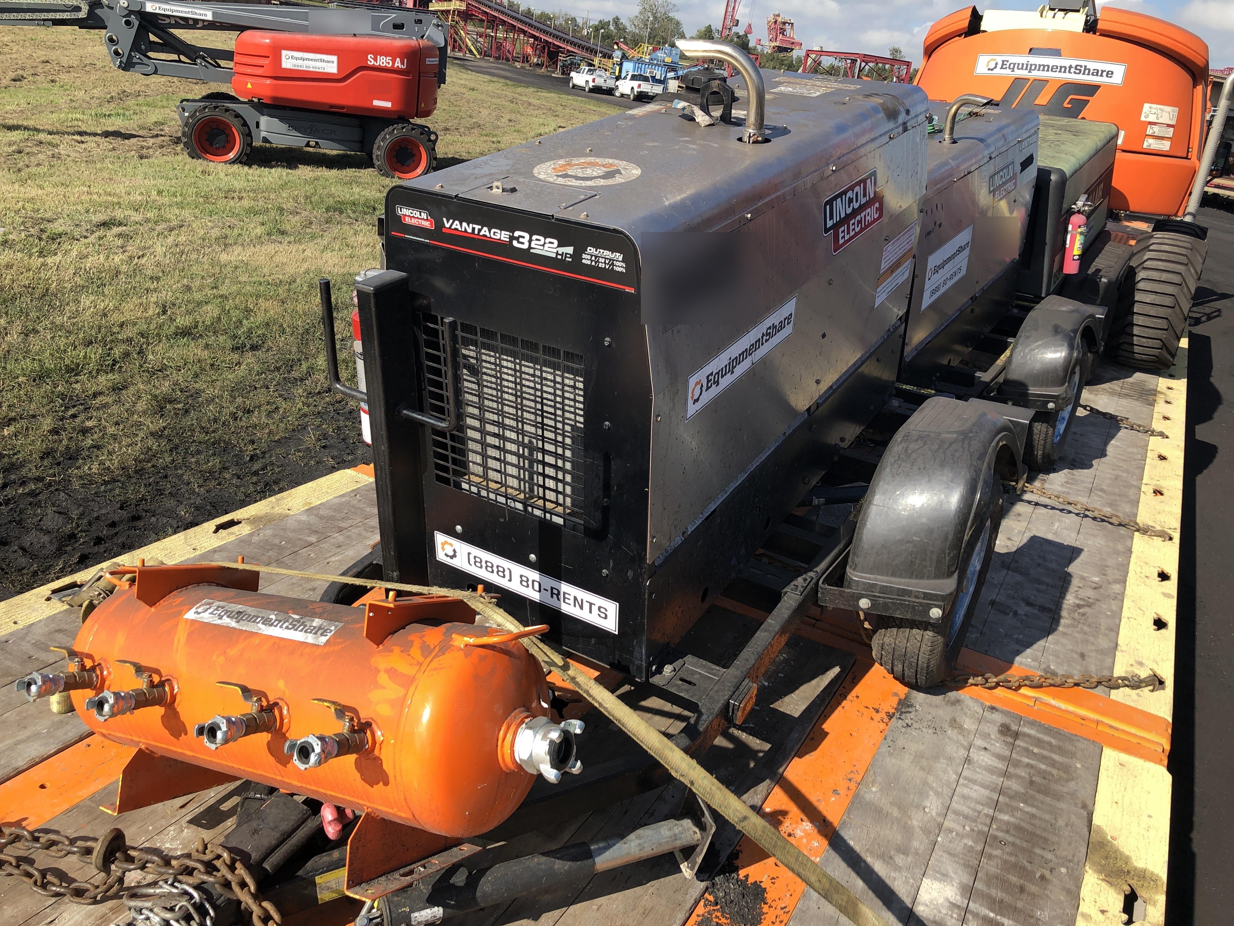 2019 Lincoln Electric Vantage 322 Welder Ready-Pak 3, Two wheel trailer, Fender and Light kit, Cable Rack