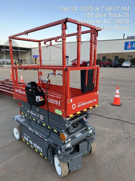 2024 Skyjack SJ3219 Electric Drive, Sld NM Tires, DBcns, RFRails, Power to Platform, T3 + Access Control