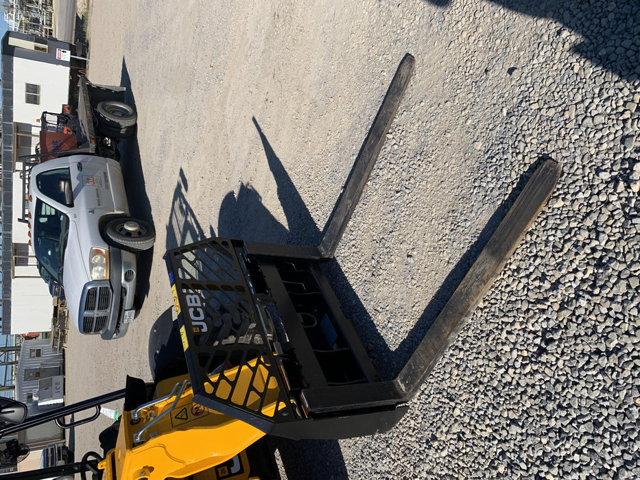 2020 JCB 505-20TC Canopy, Solid Tires, Work Lights, Beacon, Aux Hydraulics, Back up Alarm, ES Decals