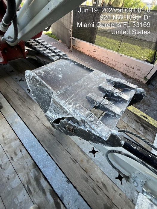 2024 SOLESBEE 18" Bucket - Solesbee