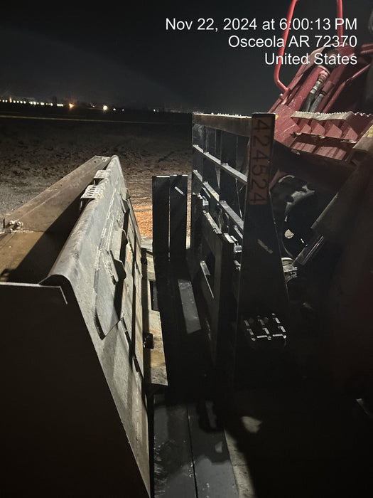 2024 ARROW MATERIAL HANDLING 72" Pallet Forks - Arrow