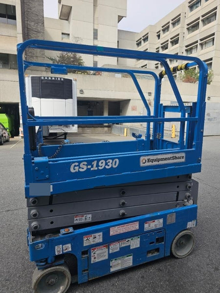 2019 Genie GS-1930 Half Height Swing Gate, 800W Inverter