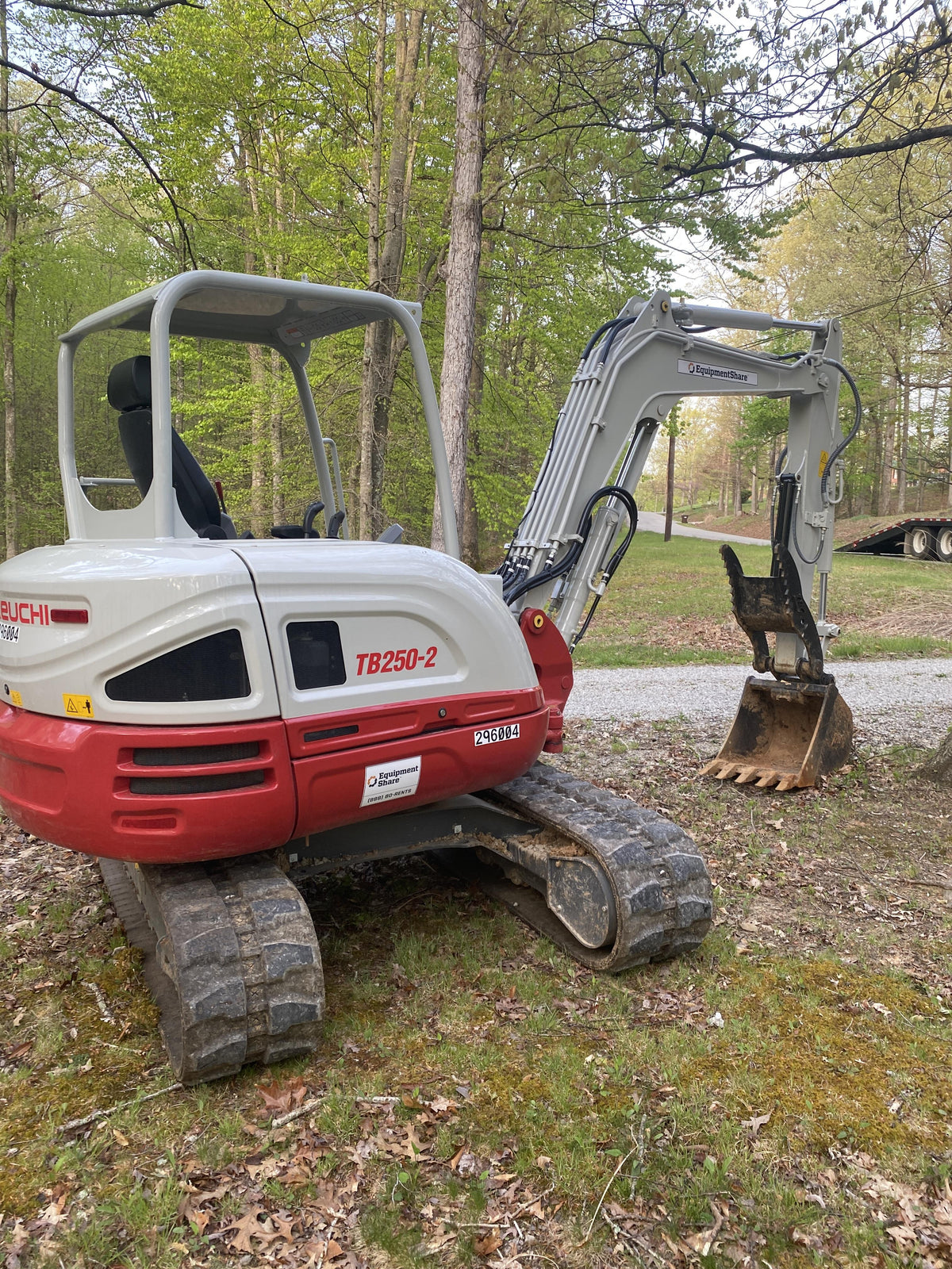 2023 TAKEUCHI TB250-2R