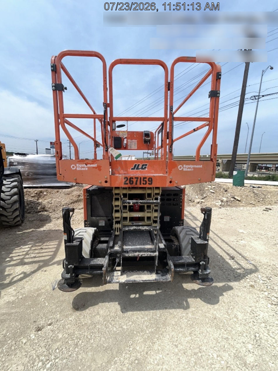 2022 JLG RT3369