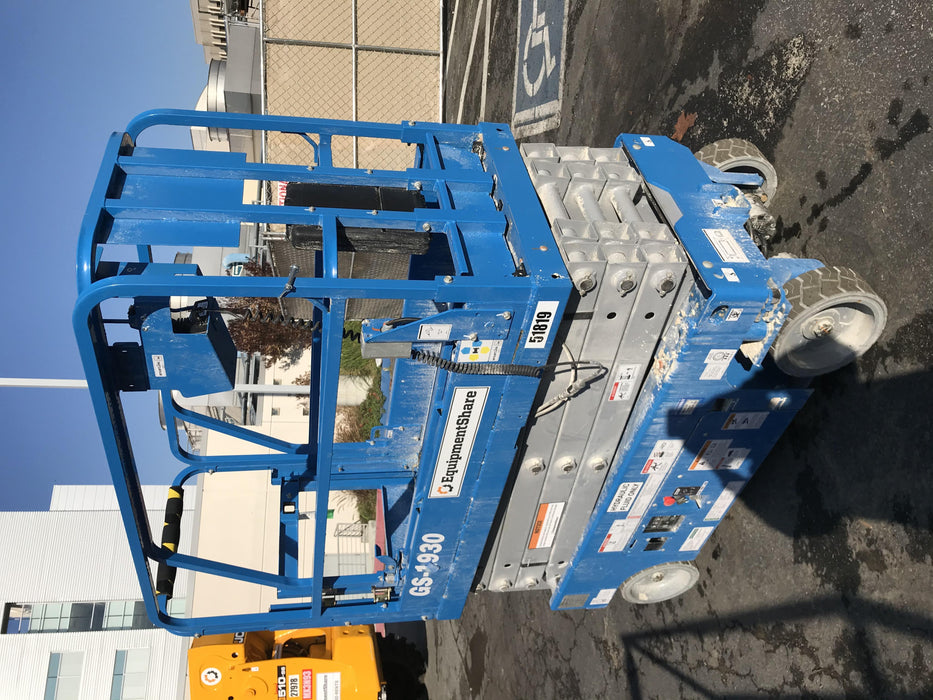 2019 Genie GS-1930 Half Height Swing Gate, 800W Inverter