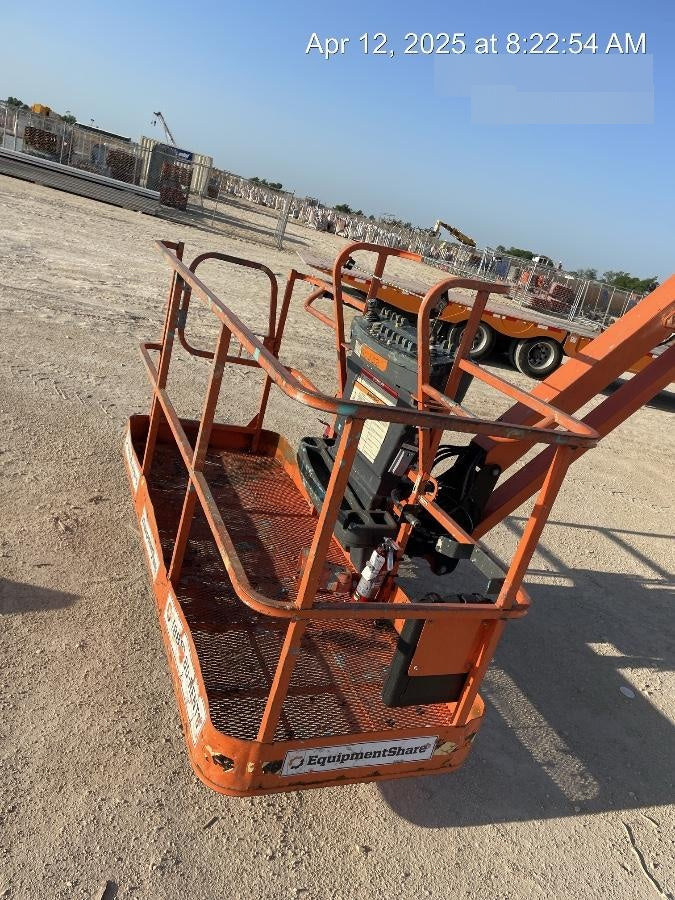 2021 JLG 1200SJP