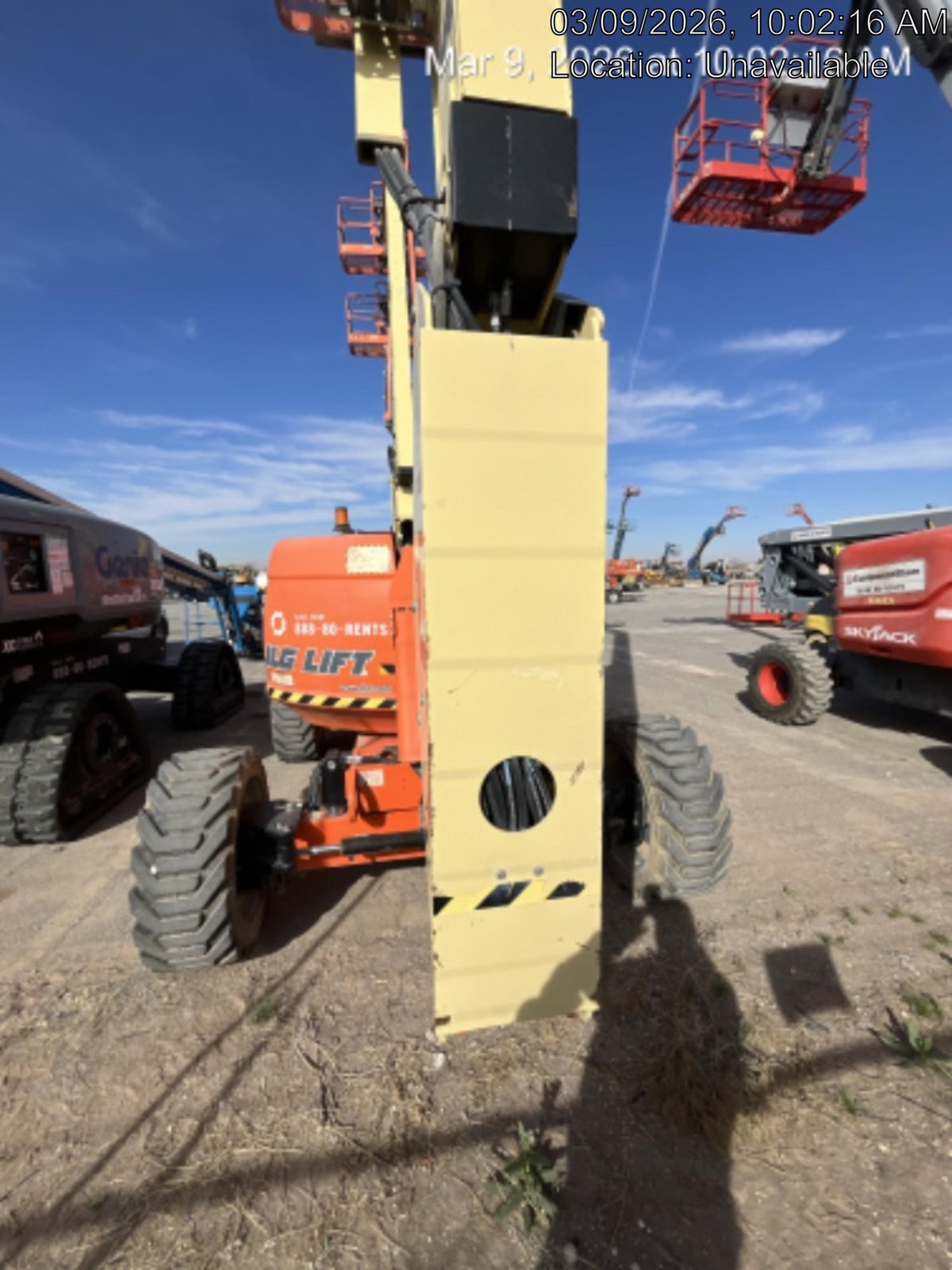 2022 JLG 600AJ