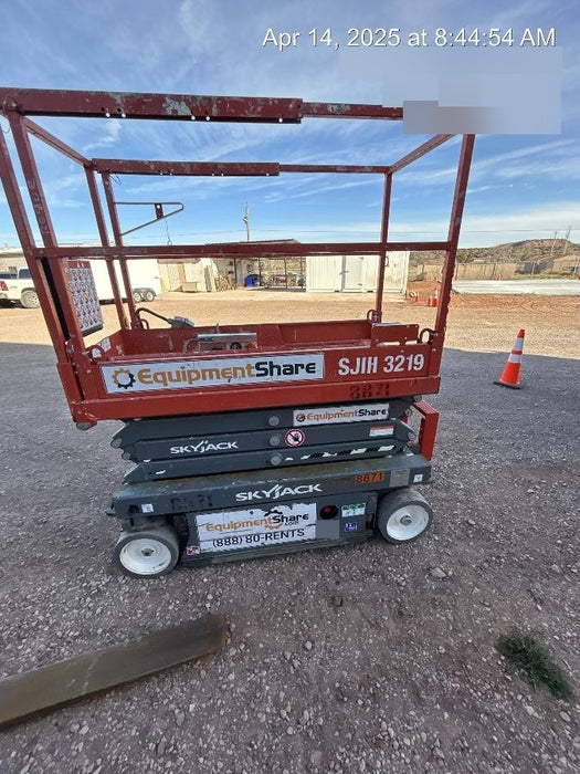 2018 Skyjack SJIII-3219 Skyjack SJIII3219 Scissor Lift