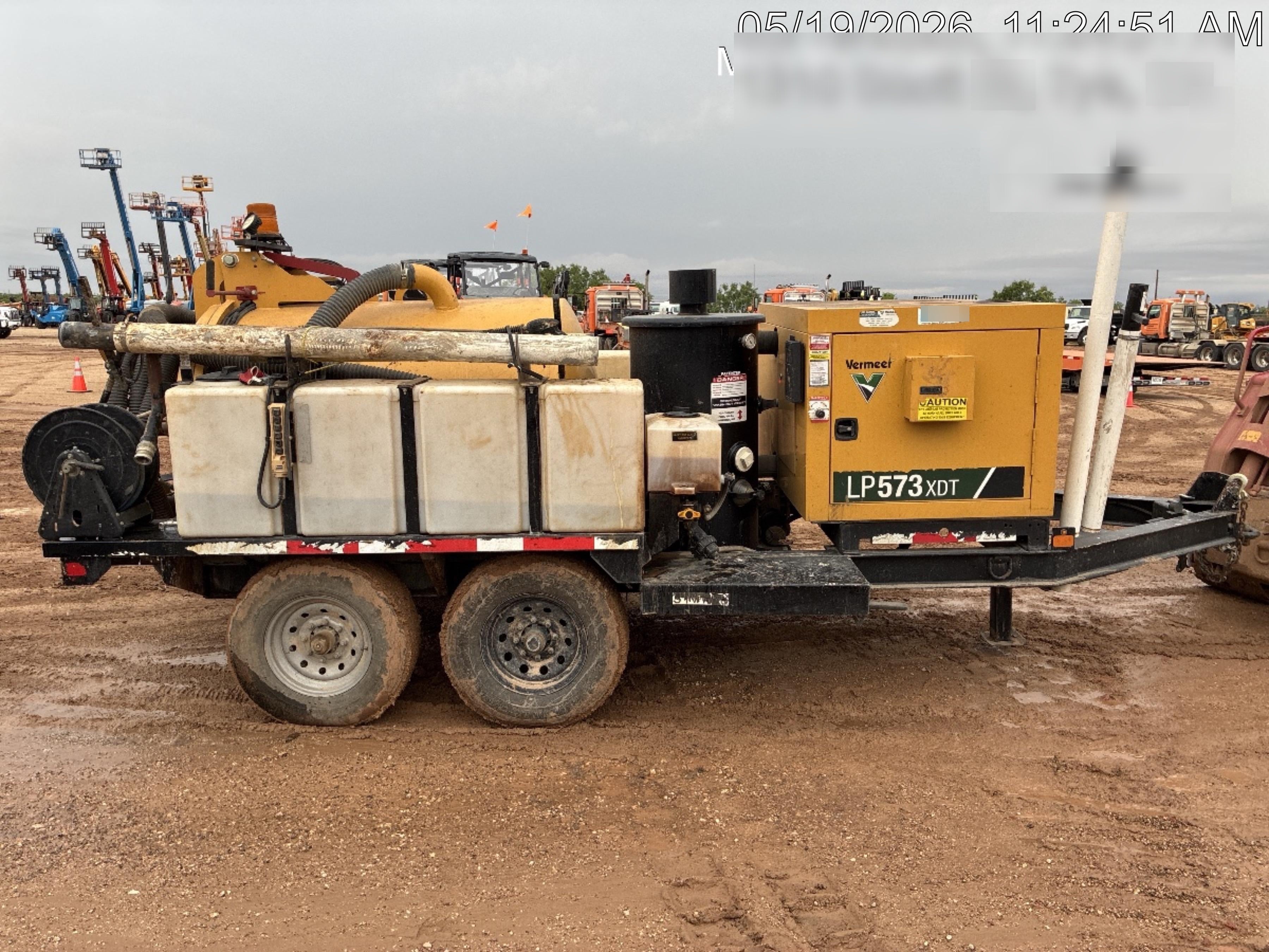 2023 Vac-Tron LP573XDT T4 Koehler Diesel Engine, 500 Gallon Debris Tank, x2 100 Gallon Water Tanks