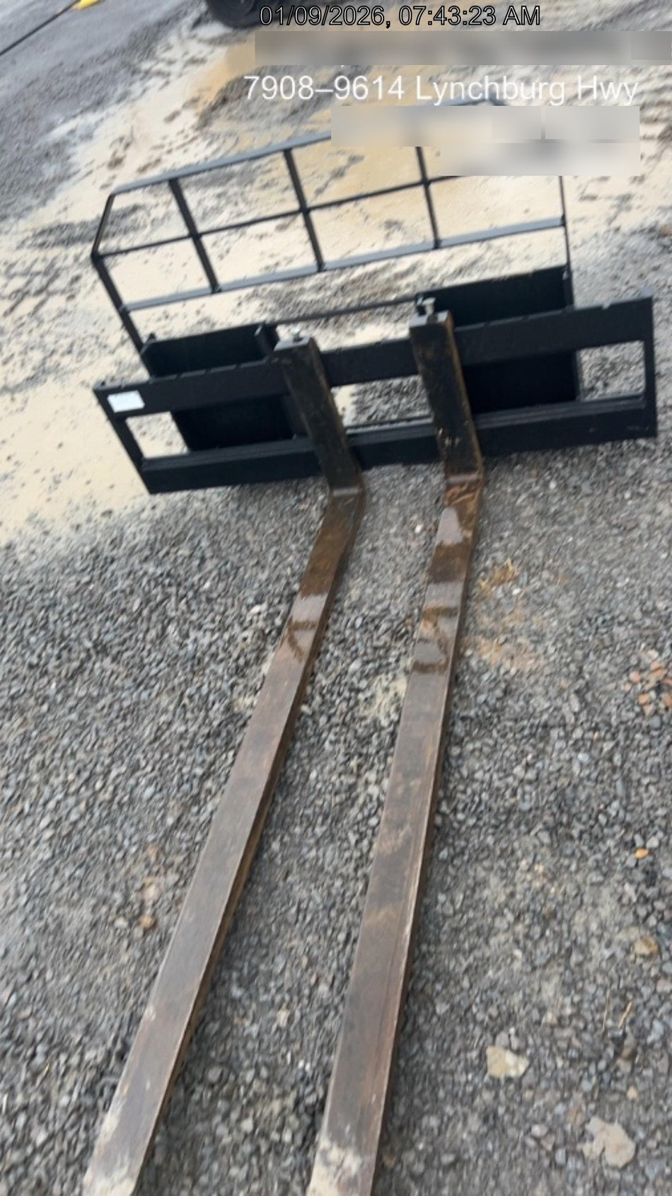 2025 ARROW MATERIAL HANDLING 72" Pallet Forks - Arrow