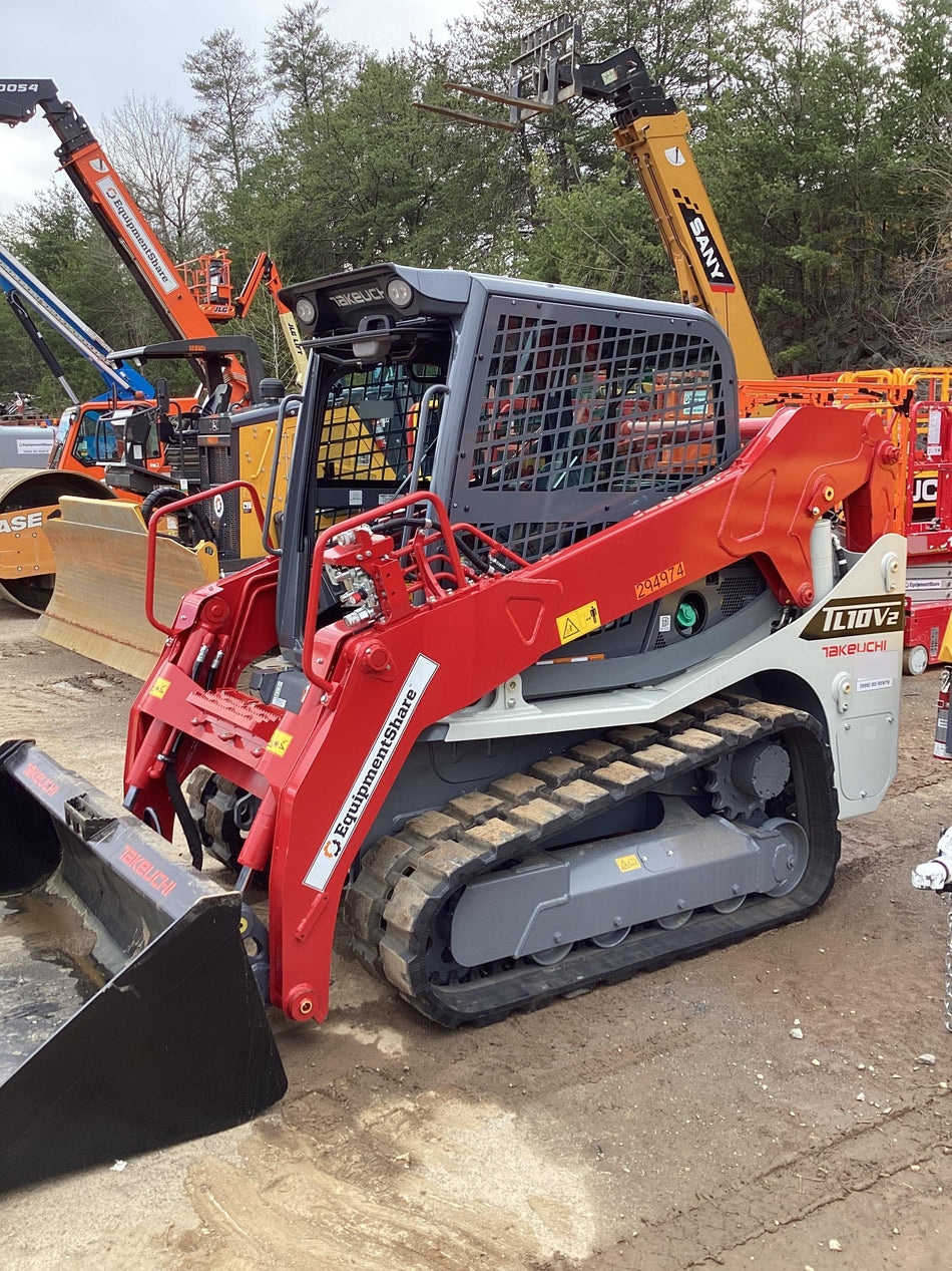 2023 TAKEUCHI TL10V2-CR