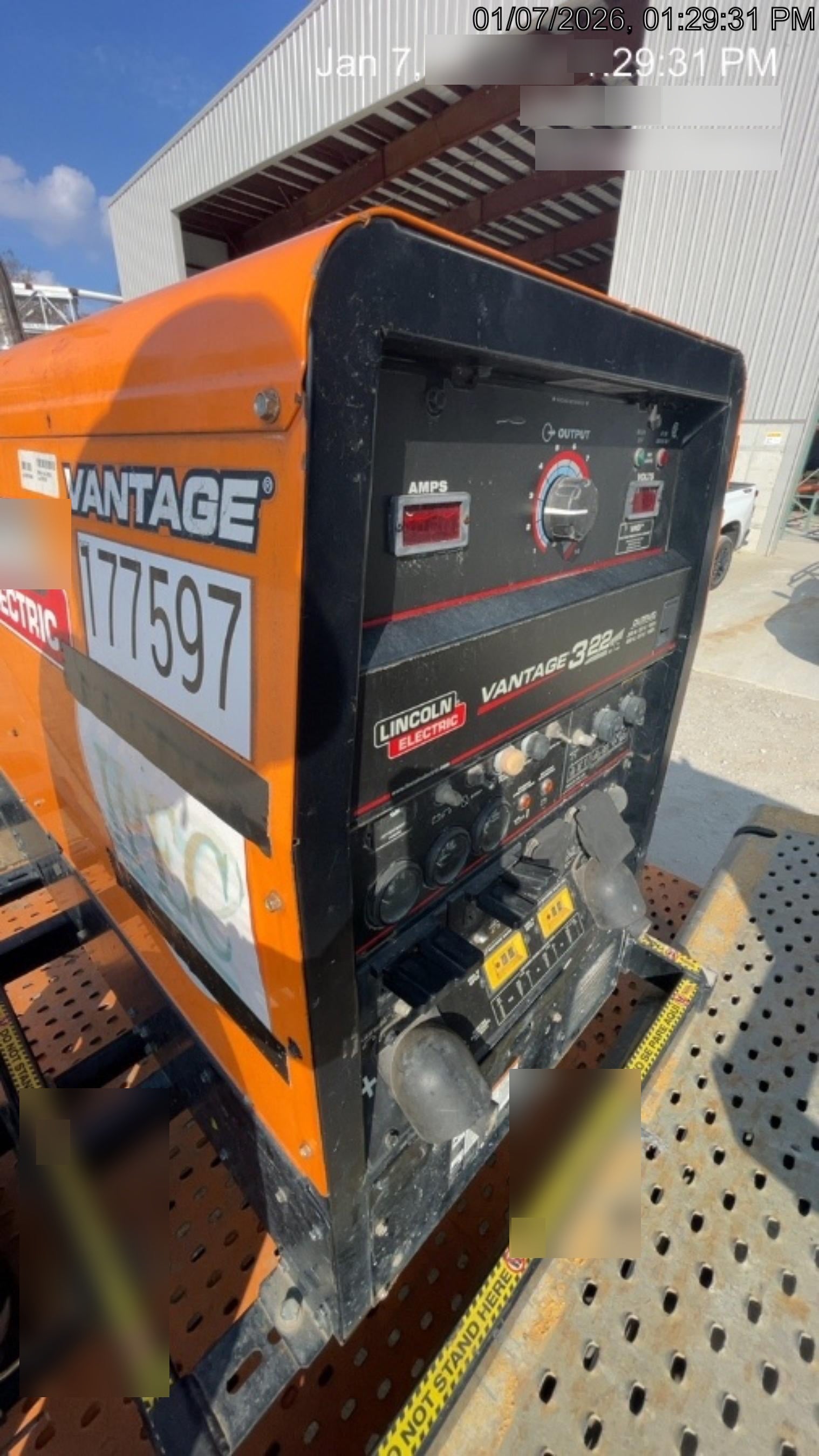 2021 Lincoln Electric Vantage 322 Vantage 322 Ready Pak 3 w/ Decals, ORANGE (includes trailer, cable rack, fender light kit) NO Telematics