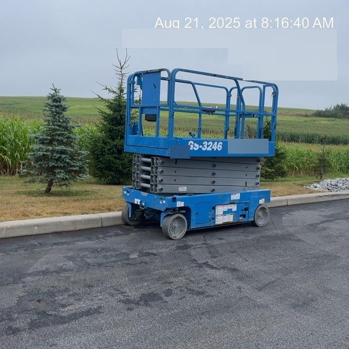 2019 Genie GS-3246 Folding rails with full height swing gate