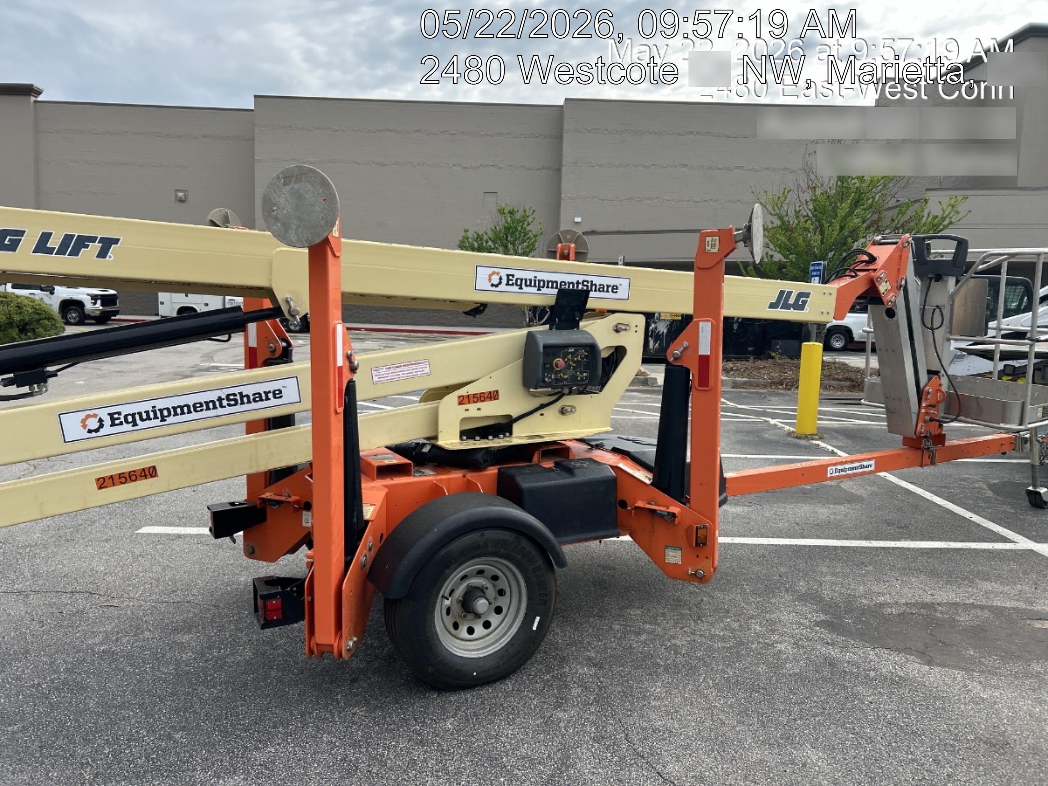2022 JLG T500J