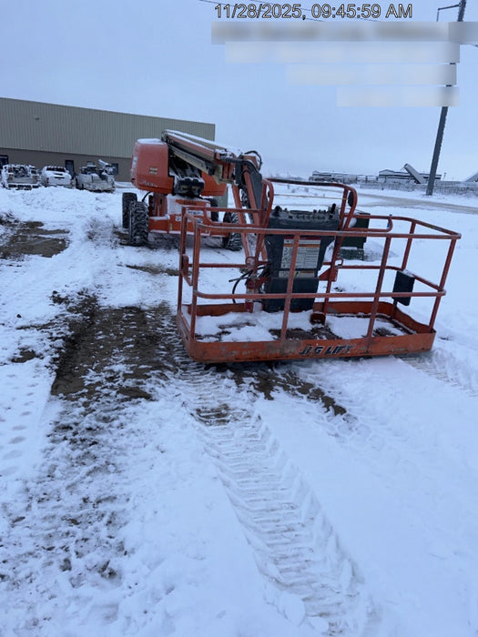 2019 JLG 660SJ
