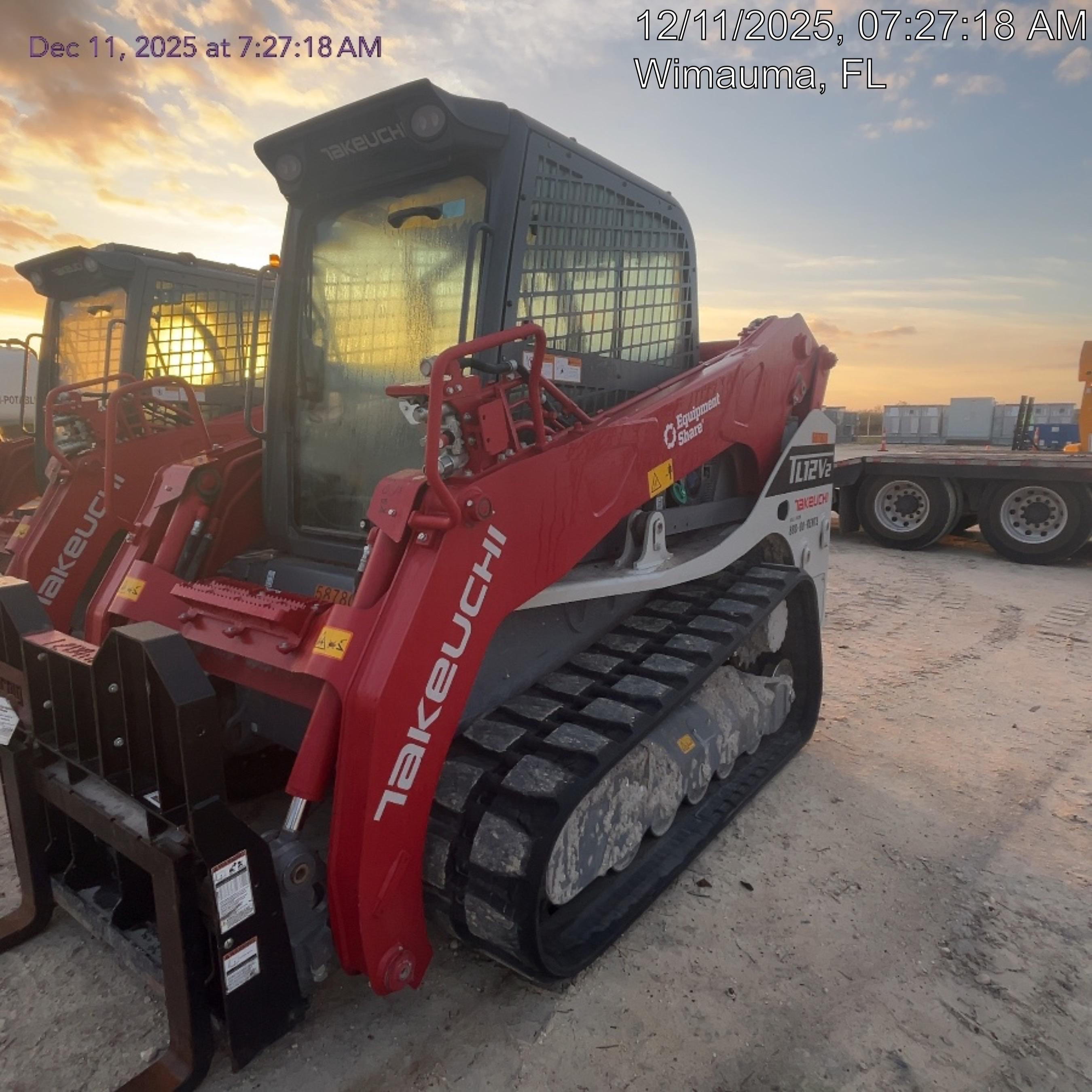 2025 TAKEUCHI TL12V2-CR