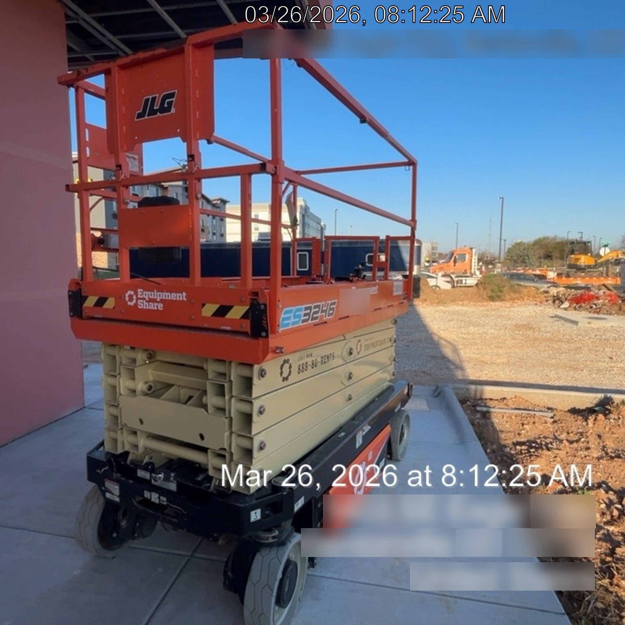 2022 JLG ES3246