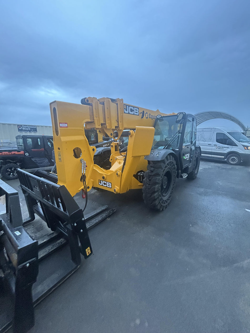 2026 JCB 514-56