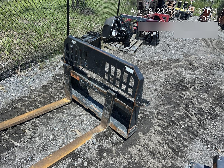 2019 PALADIN 48" Pallet Forks - Paladin