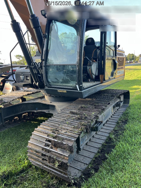 2023 CASE CX260E