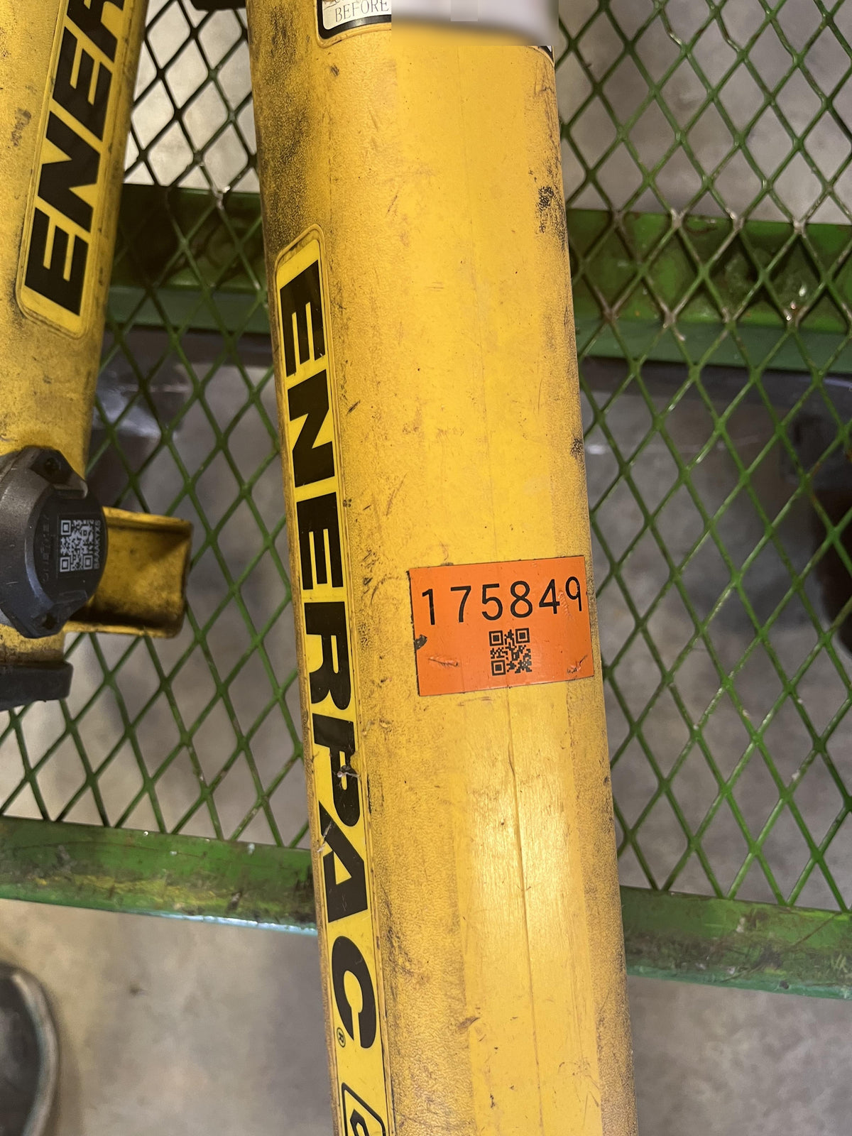 2021 ENERPAC P392