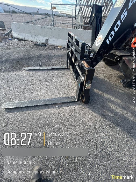 2024 JLG 1001095418S