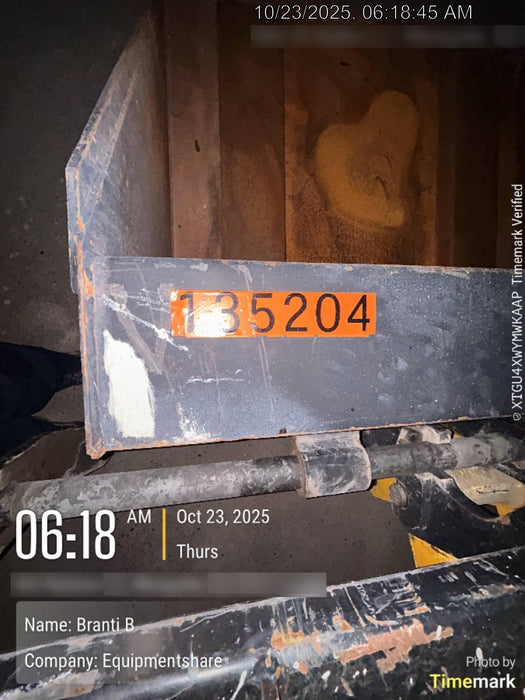 2021 ARROW MATERIAL HANDLING Telehandler Fork Bucket