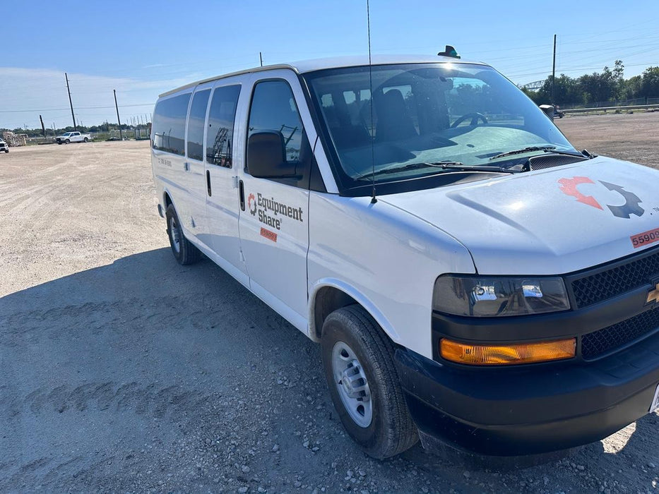 2025 CHEVROLET Express Van - Rental