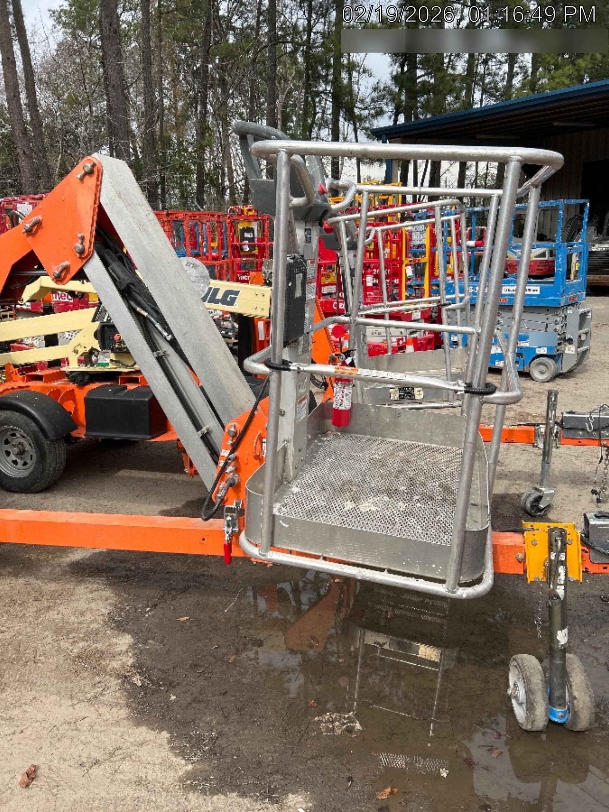 2023 JLG T500J