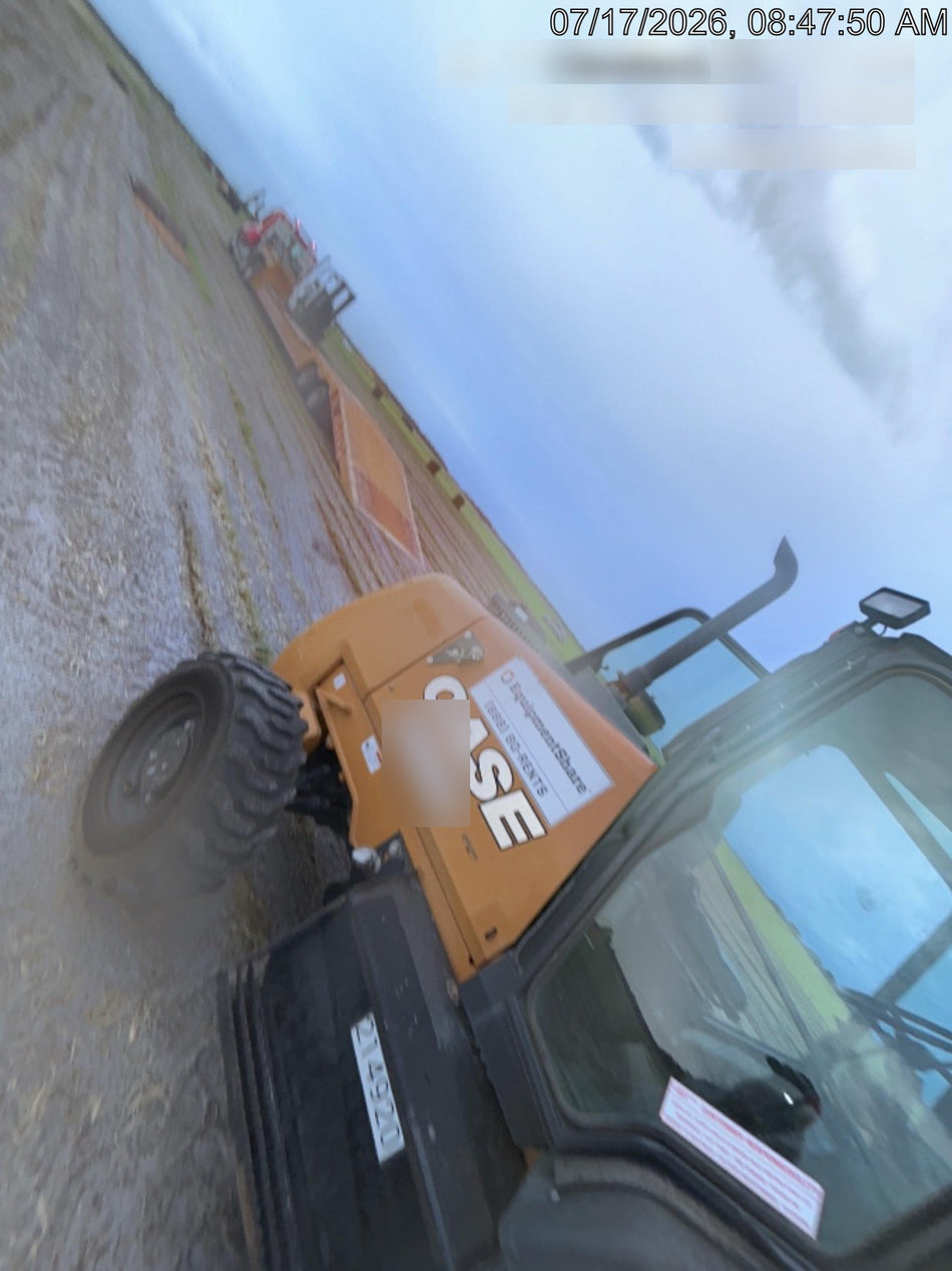 2022 CASE 586H