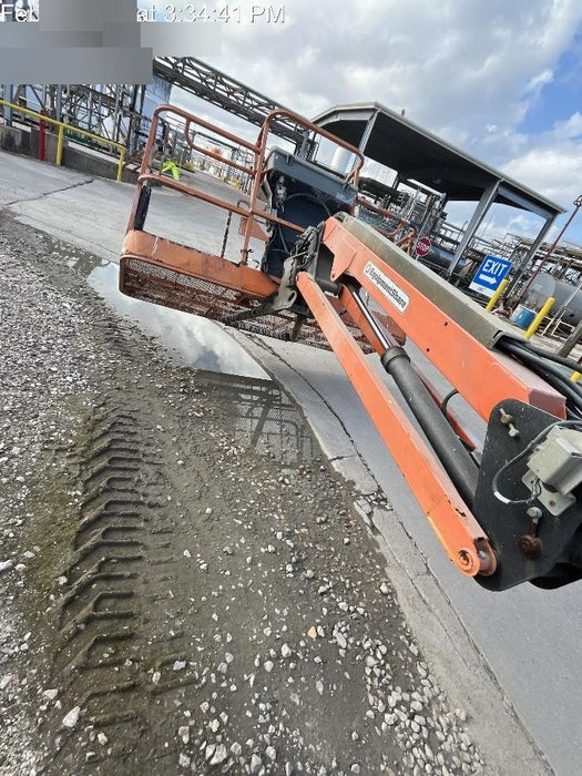 2019 JLG 660SJ