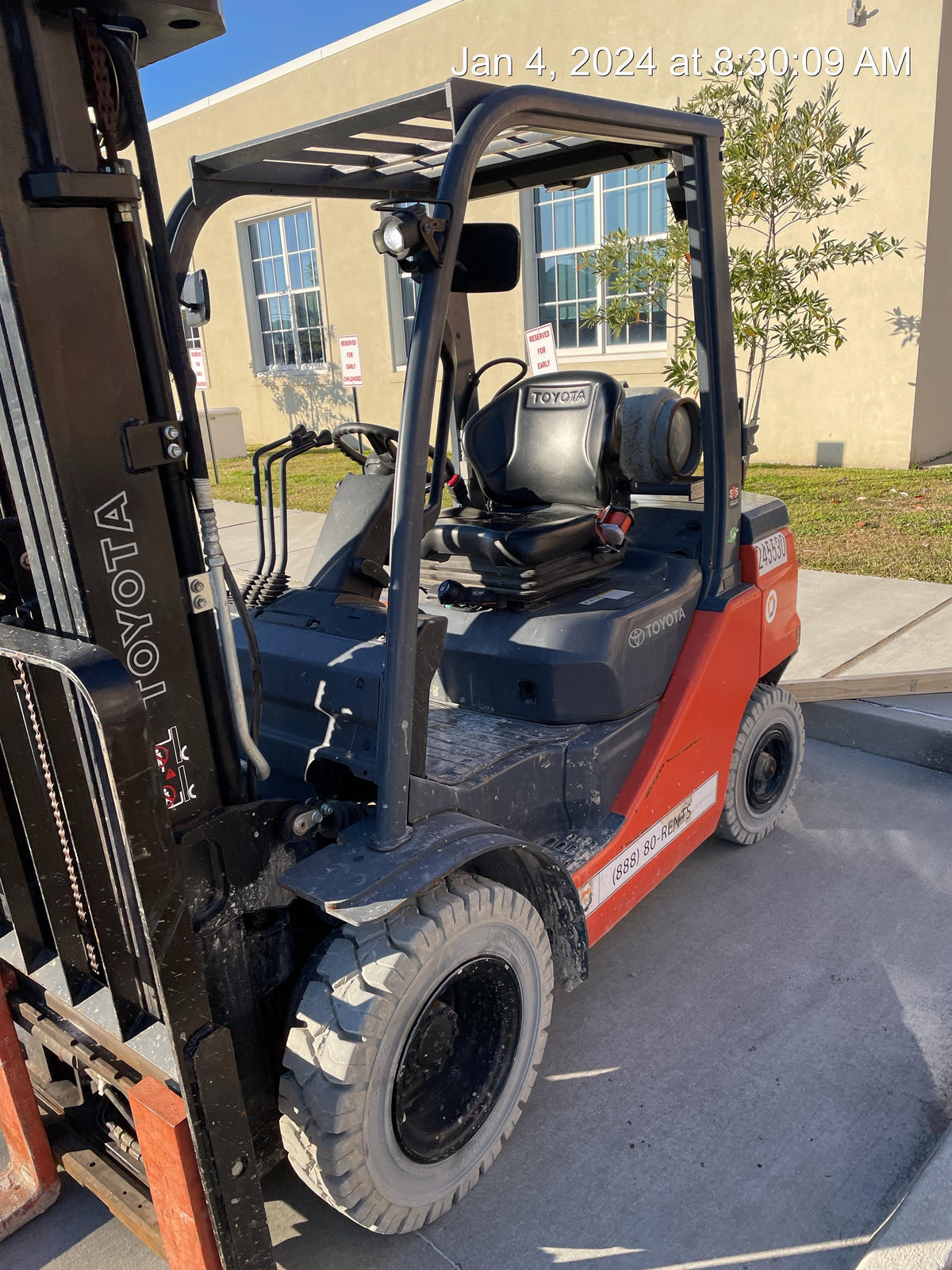 2022 TOYOTA 50-8FGU25