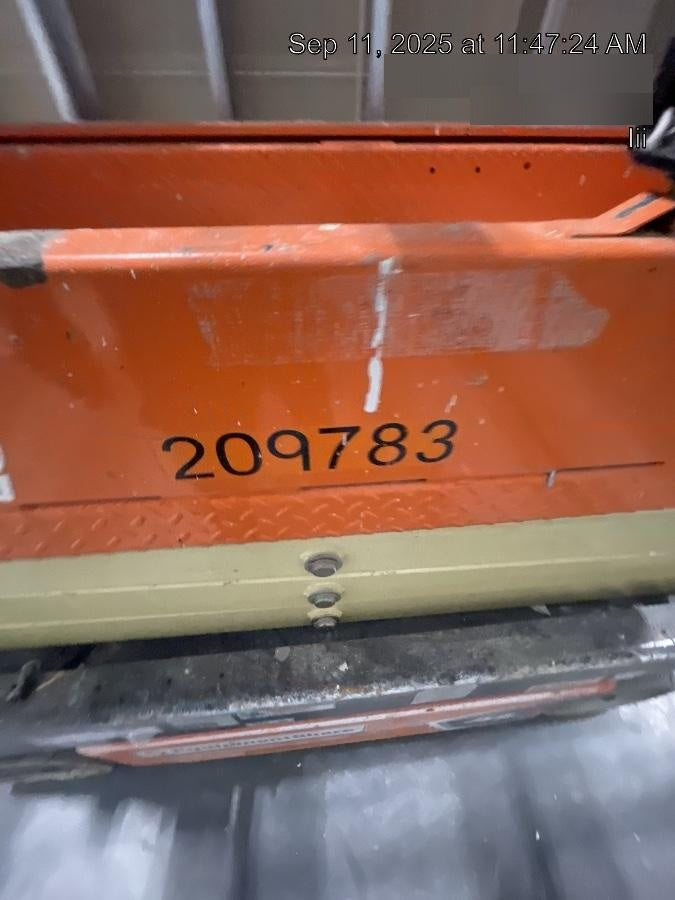 2022 JLG ES1932
