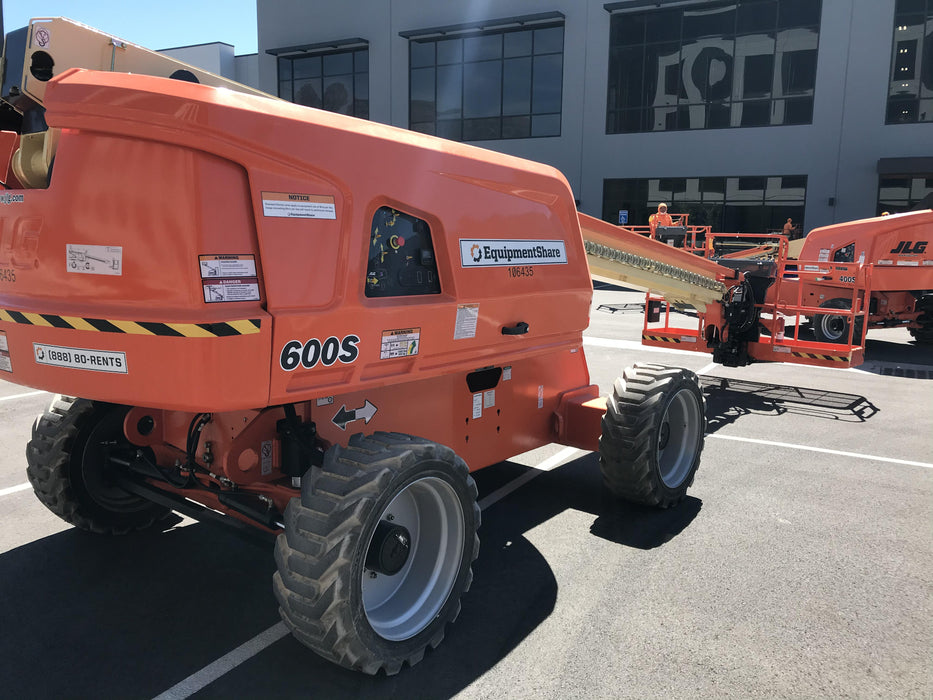 2020 JLG 600S