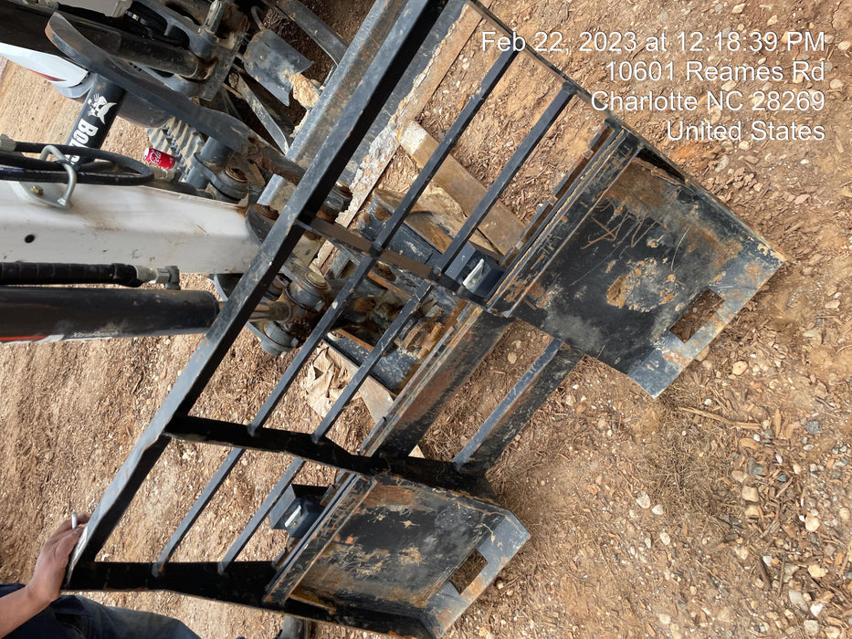 2022 PALADIN 48" Pallet Forks - Paladin