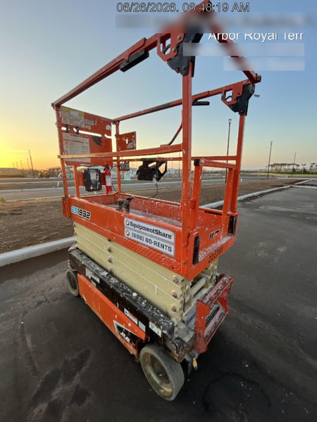 2022 JLG ES1932