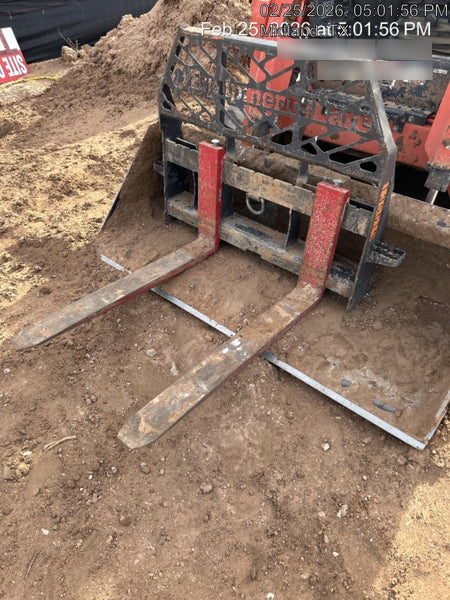 2021 PALADIN 48" Pallet Forks - Paladin