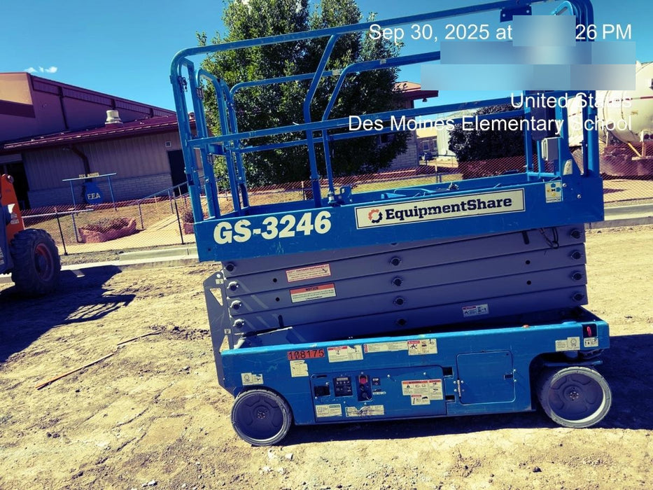 2020 Genie GS-3246 Standard, Folding full height swing gate