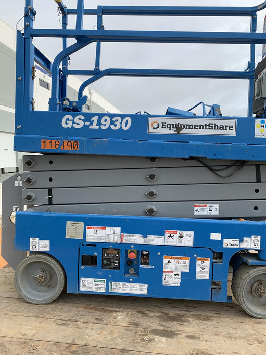 2020 Genie GS-1930 Solid Non Marking Tires, Beacon, Folding rails with half height swing gate