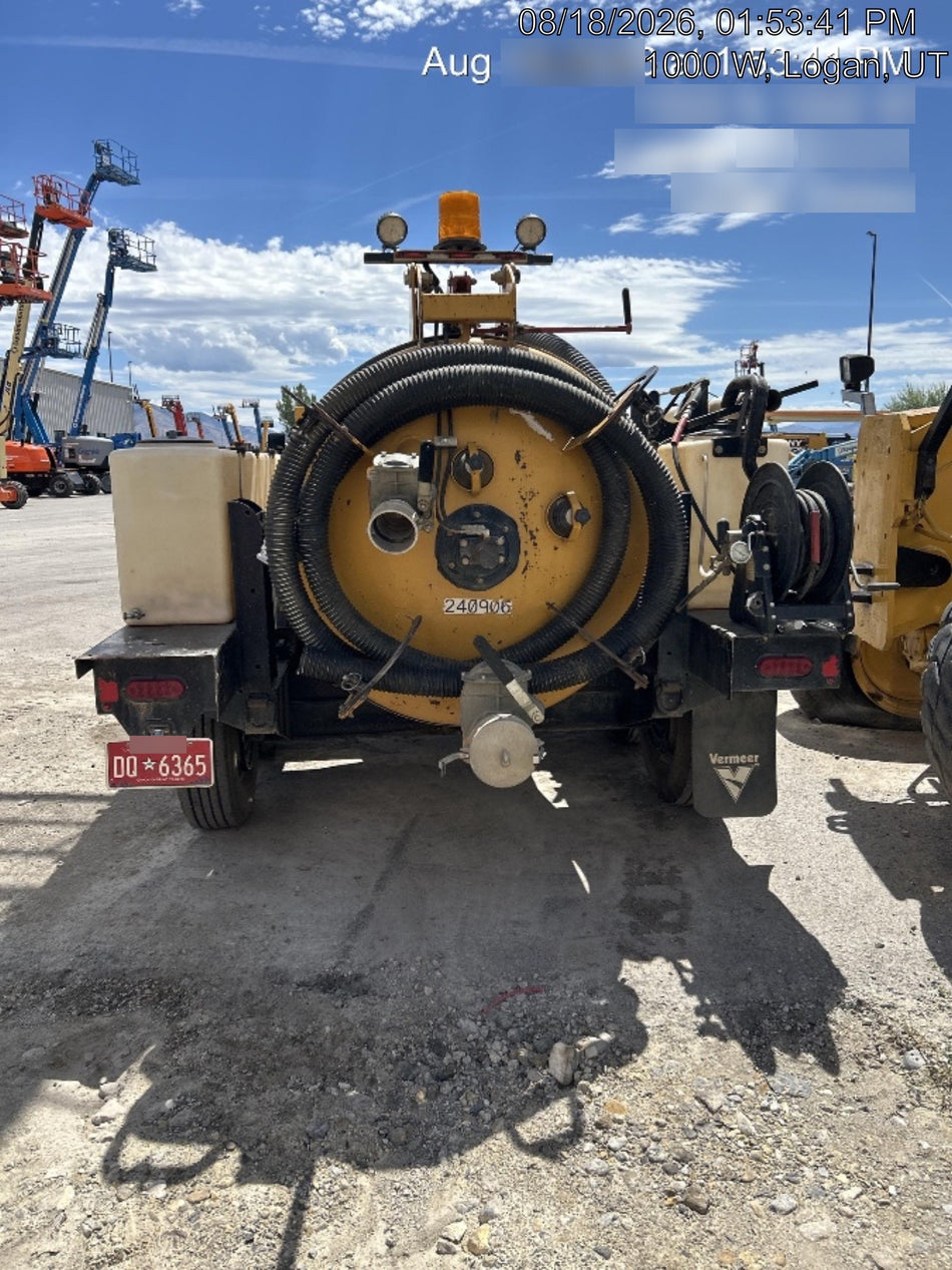 2022 VAC-TRON LP573XDT