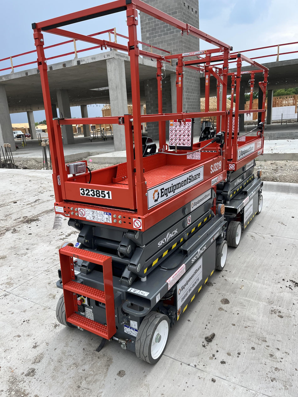 2023 SKYJACK SJ3219