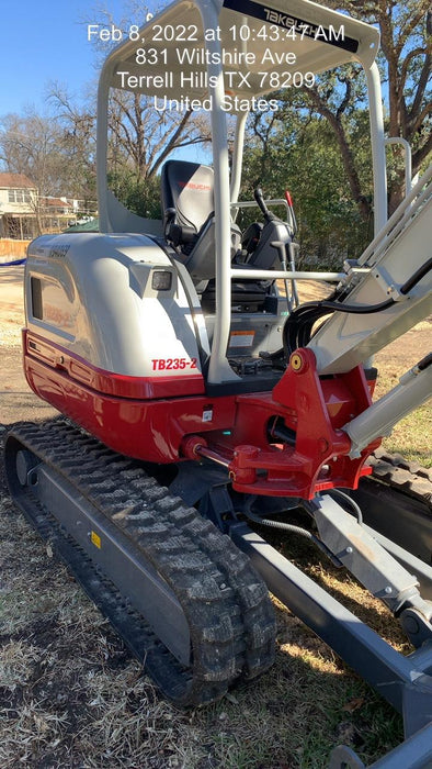 2021 TAKEUCHI TB235-2R