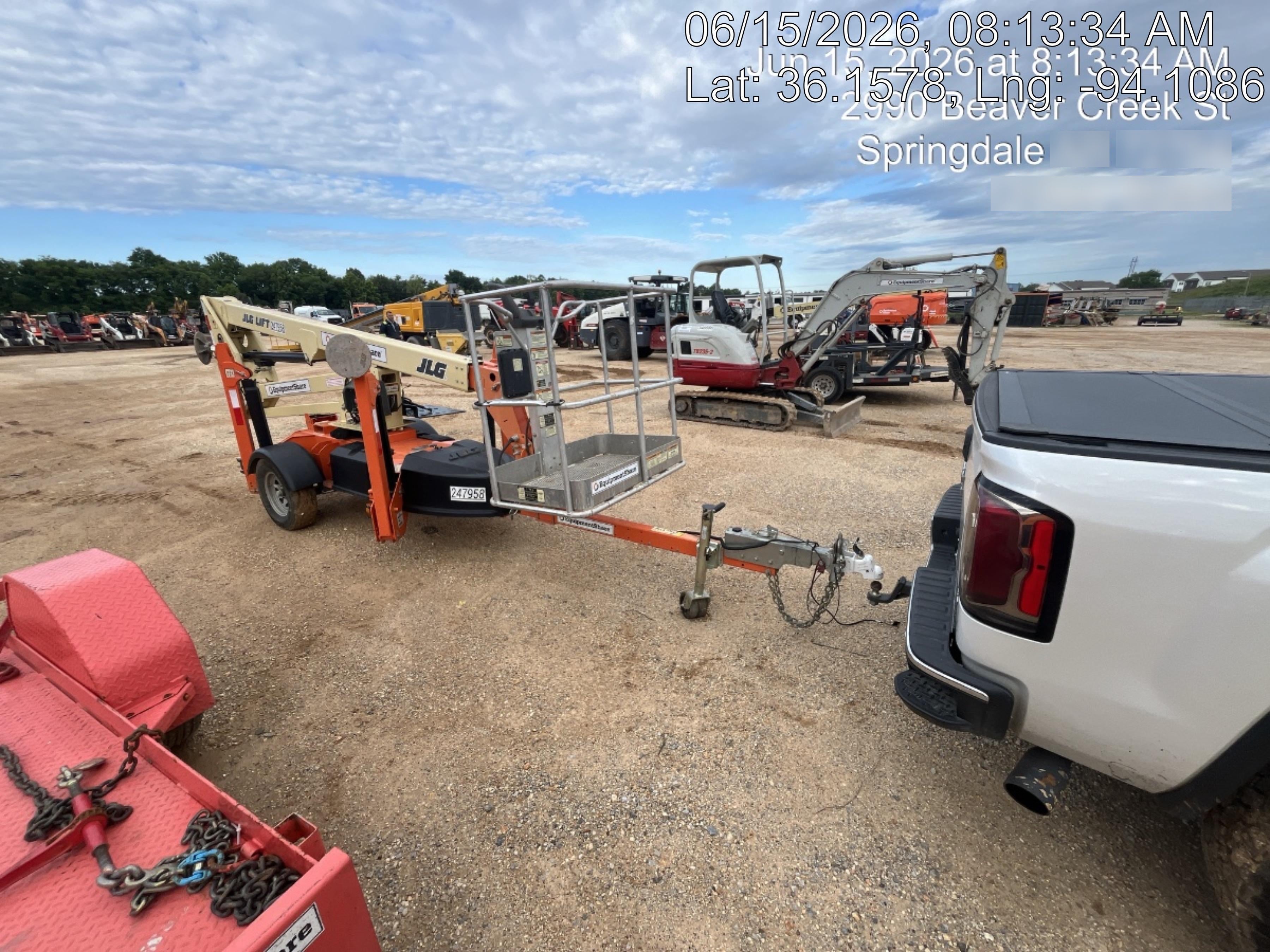 2022 JLG T350