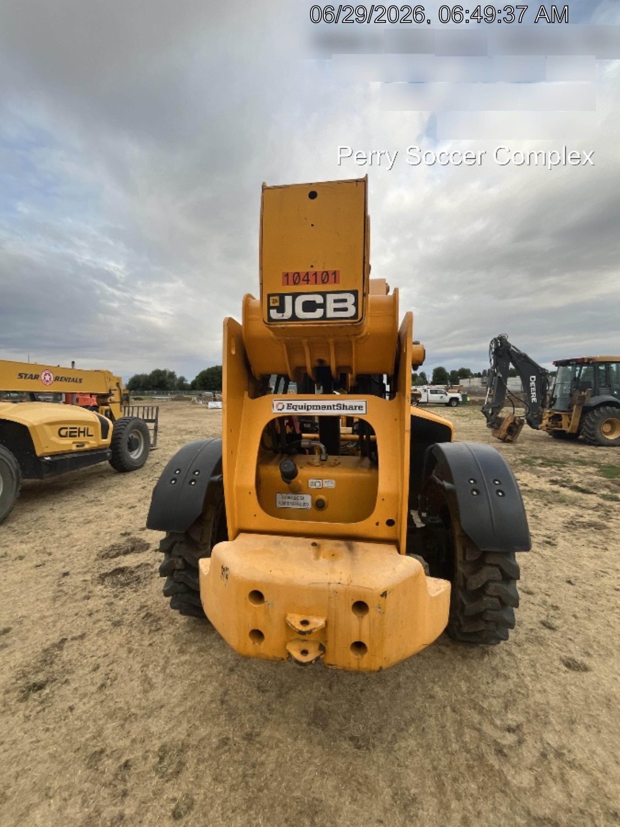 2020 JCB 510-56