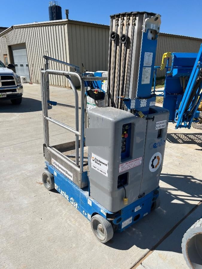 2019 GENIE GR-20
