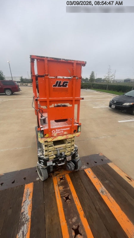 2023 JLG ES1932