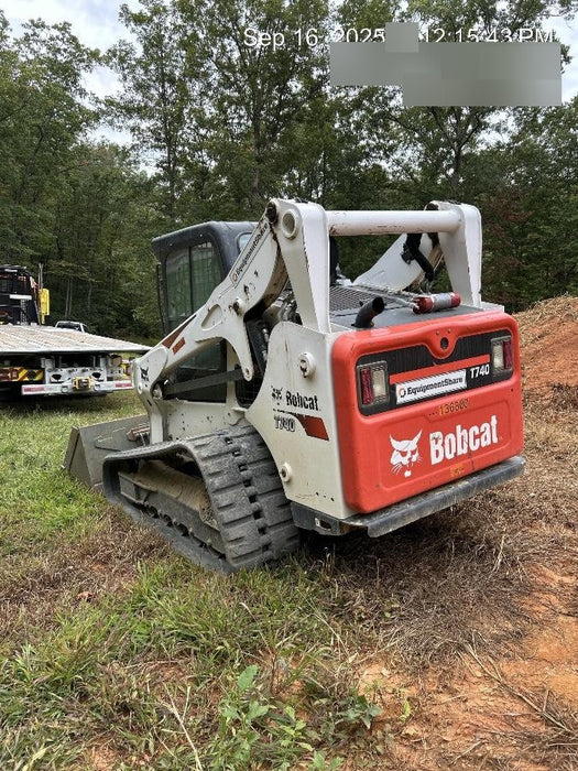 2021 BOBCAT T740