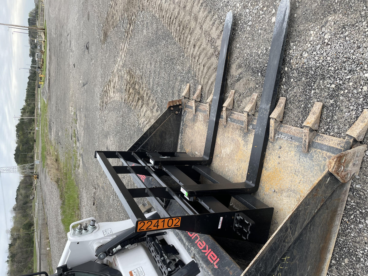 2022 ARROW MATERIAL HANDLING 48" Pallet Forks - Arrow