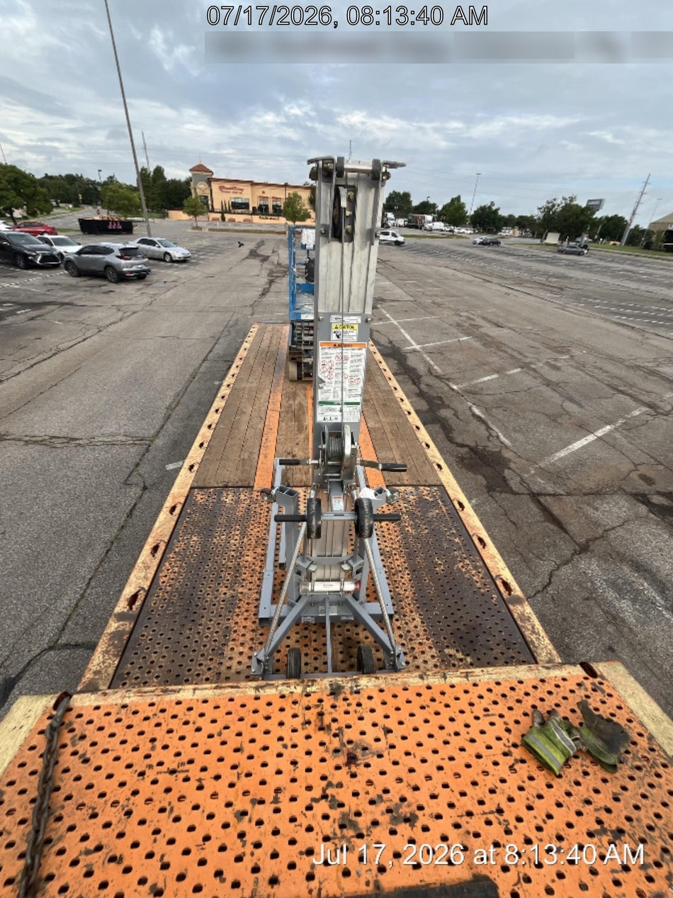 2023 GENIE SLC-24