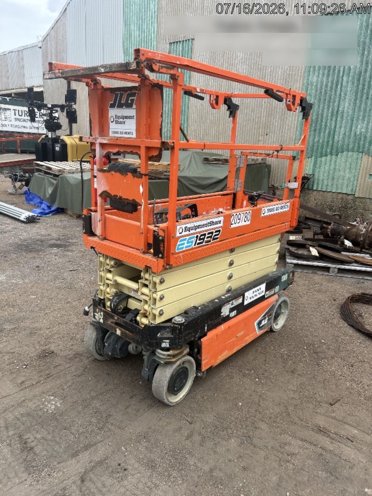 2022 JLG ES1932